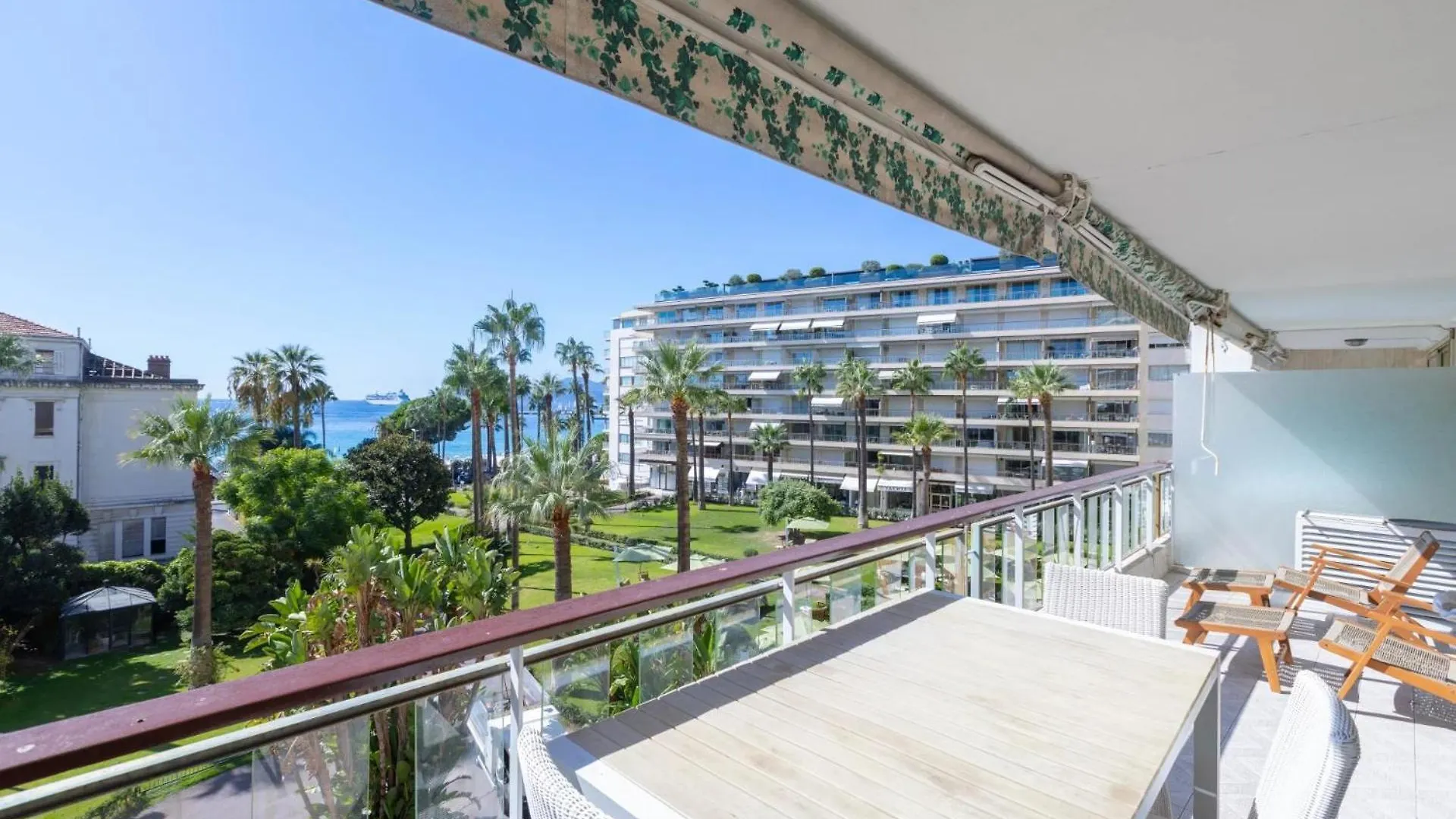 Agence Des Residences - Appartements Prives Du 45 Croisette - Superieur Cannes 0*,  Francja